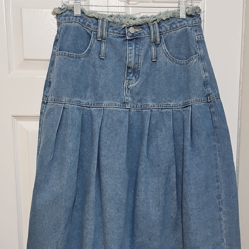 Denim Pleated A-Line Maxi Skirt - Picture 3 of 5